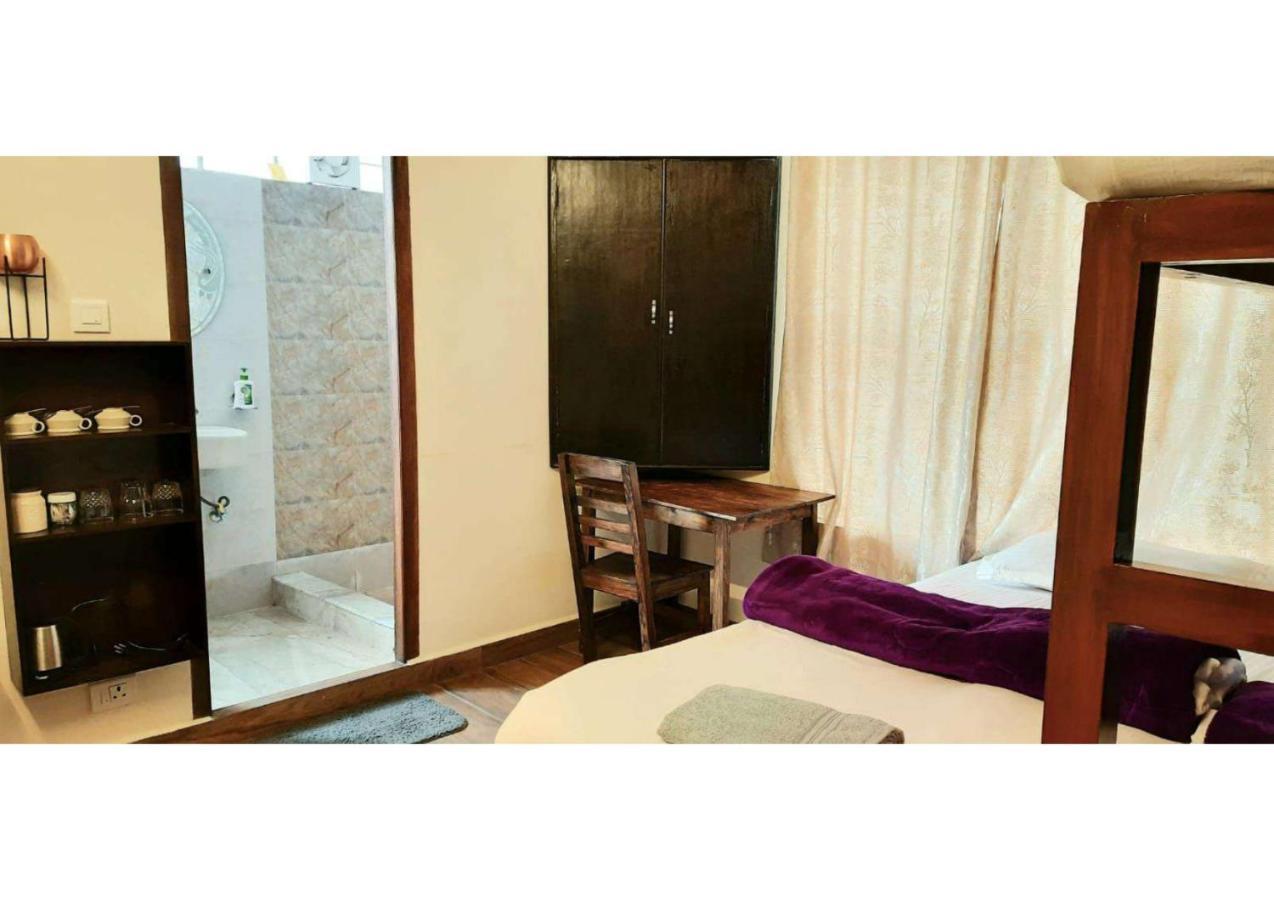 East Blue Homestay Shillong Esterno foto