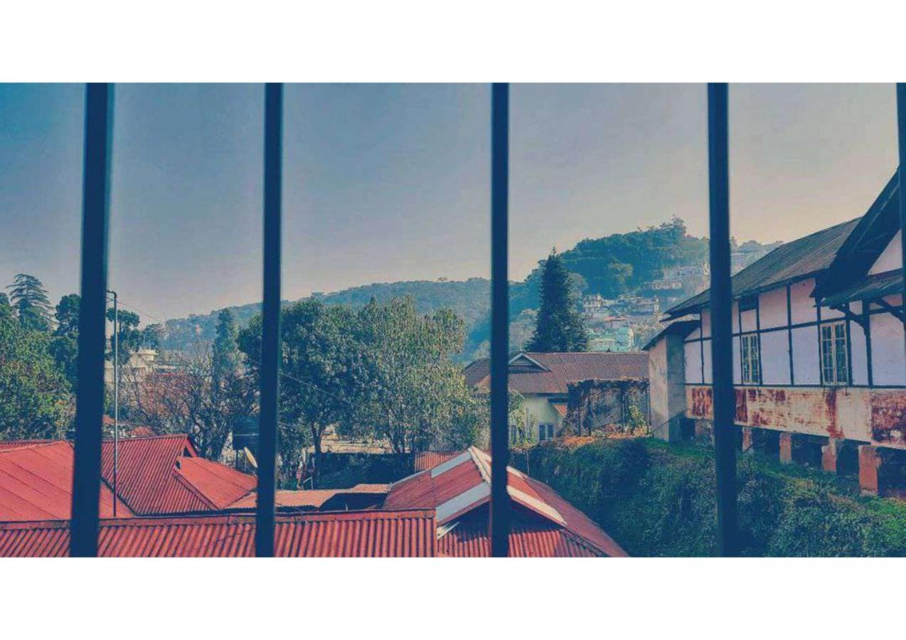 East Blue Homestay Shillong Esterno foto